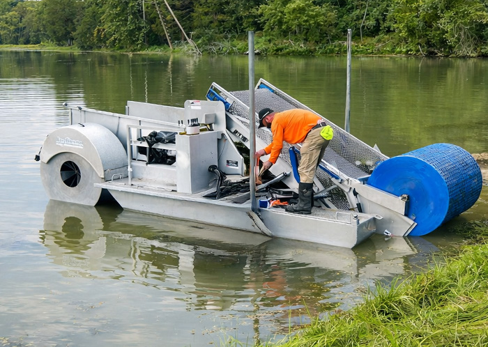 Aquatic Weed & Vegetation Harvesting Solutions | Paragon ISG